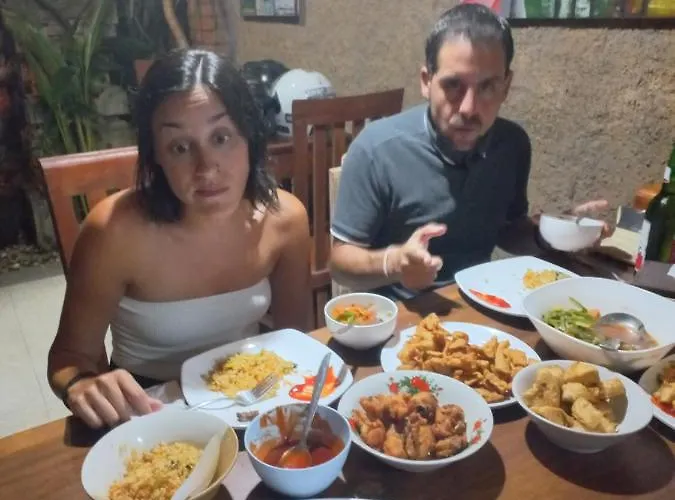 Pensión Werkudara 3*